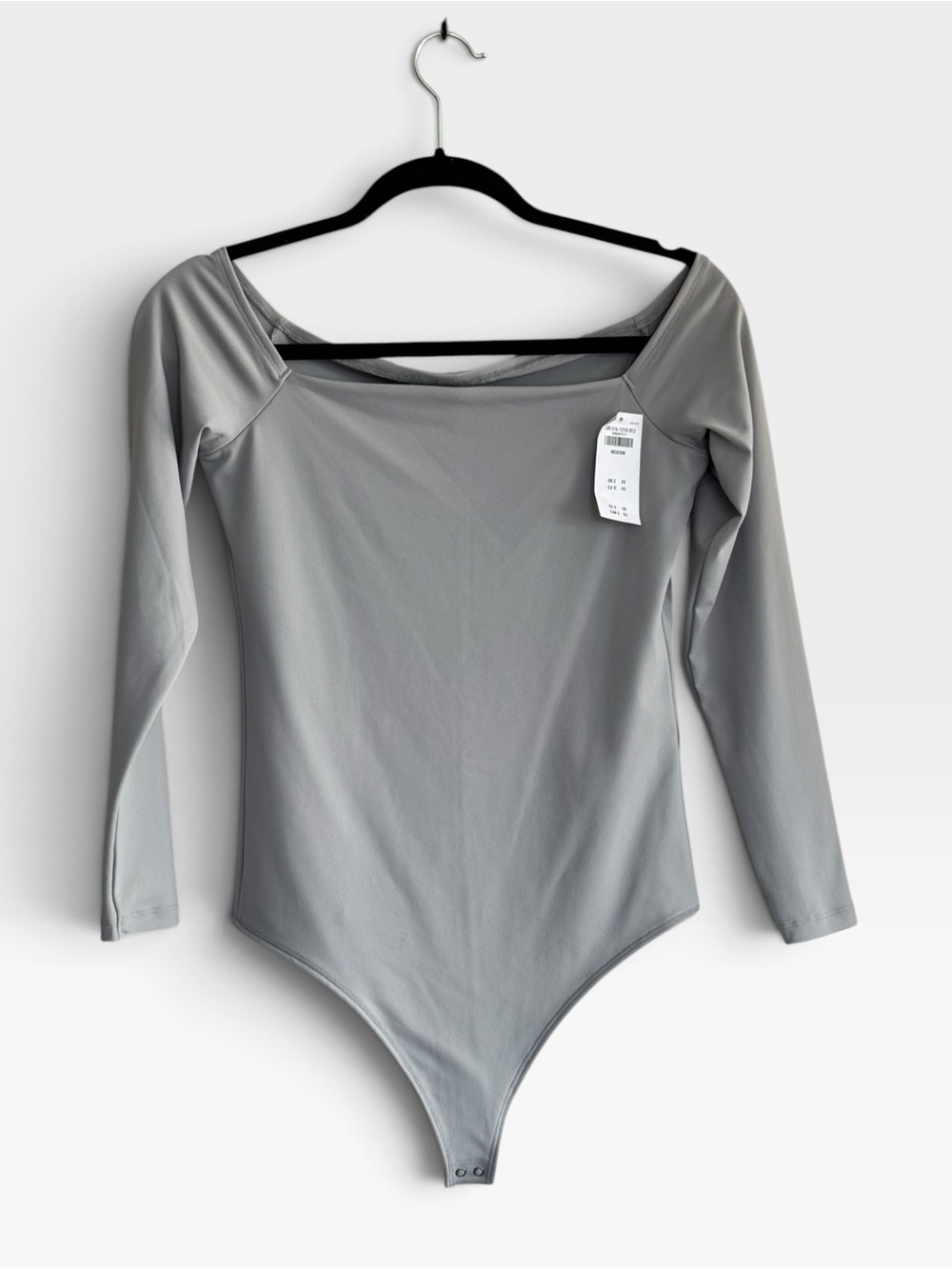 🟢3/$25 A&F Long Sleeve Bodysuit Grey Medium NWT